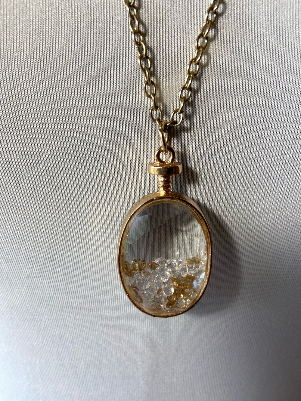 Vintage Gold Crystal Shaker Pendant Necklace